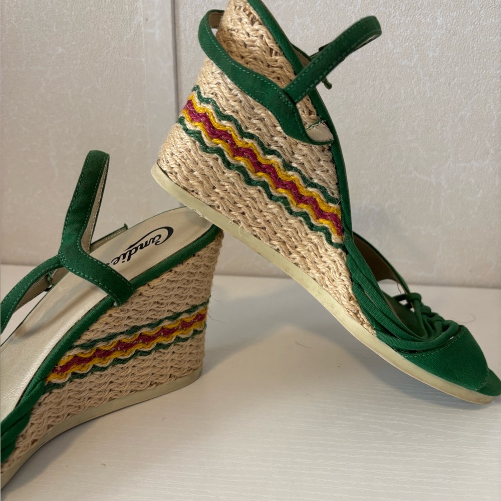 Candie's | Vibrant Green Wedge Sandals | Size 10M - Picture 5 of 5